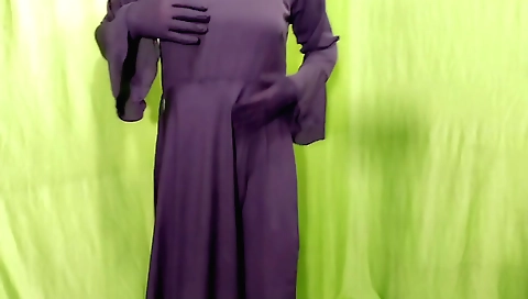 Indian girl is doing solo masturbation porn videos