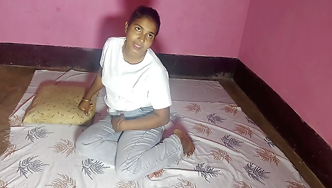 Indian teen 18+ fucked in her house by her boyfriend