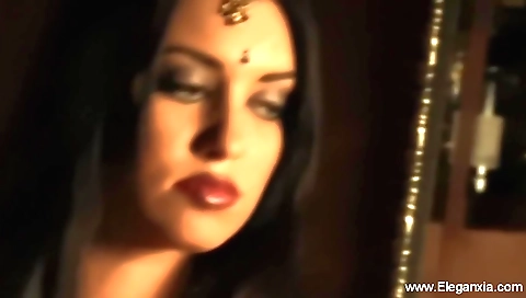 Red sexy dress has the same effect as it always has