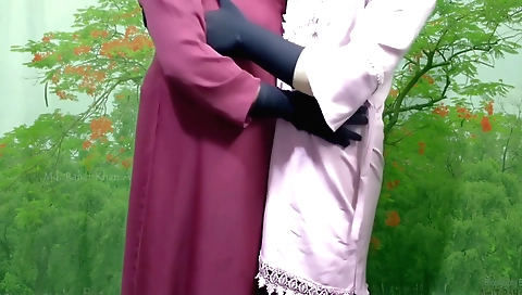 Indian housewife's bedroom and husband in the housewife's bedroom