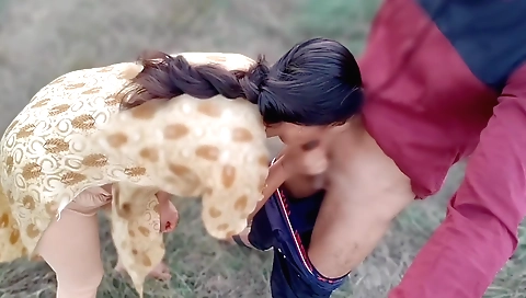 Indian brunette randi rides a bike in outdoor video