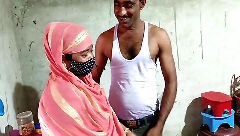 Indian girl gets fucked hot in the kitchen with her boyfriend