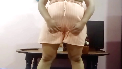 Sexy chick shows her cute face and big boobs on the web cam