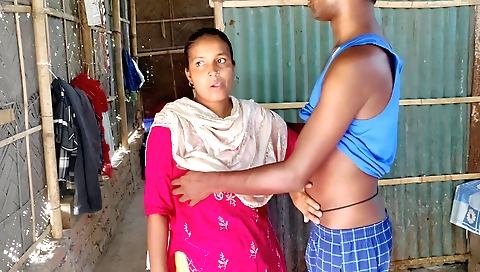 Indian teen is fucked on the grass by her boyfriend