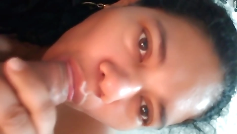 Indian woman has fun with her boyfriend in the bedroom