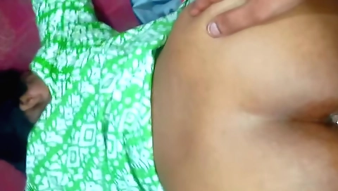 Bhabhi makes her anal pussy wet with sex in a horny way