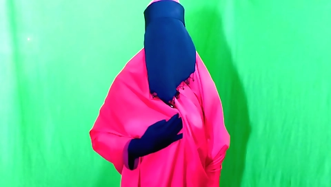 Indian stepbrother is giving a bang to a gorgeous amateur