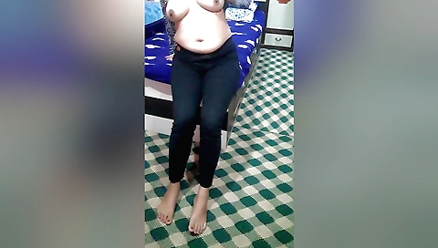 Solo masturbation video with a beautiful indian girl