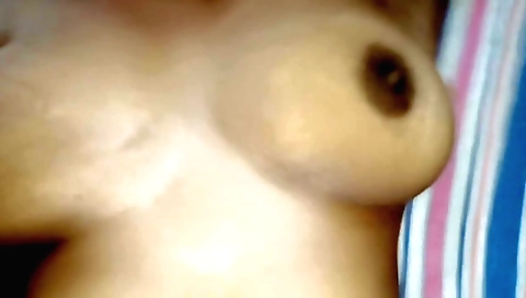 Indian beauty gets ready for the best dancing solo ever