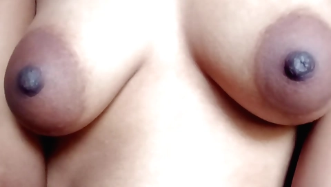 Indian girl gives a nice blowjob while on a solo vid