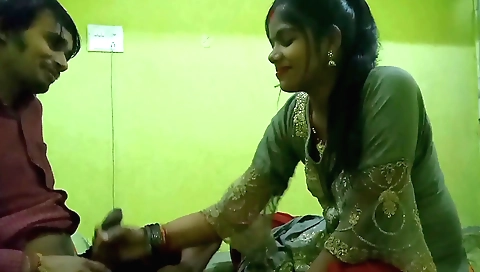 Indian girl with a nice face is getting her cunt filled with semen