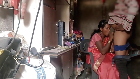 Bhabhi cums all over her ass in the hd amateur scene