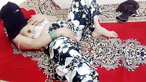 Indian babe in sexy lingerie fucks her boyfriend hard