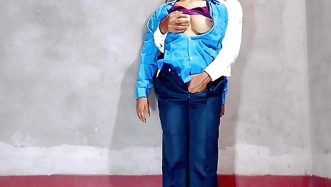 Indian office girl has sex with her boss in a porn scene