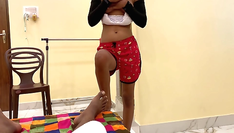 Indian girl with a nice body gets some hardcore sex