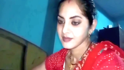 Amateur brunette girl with a sexy pussy is doing some kinky sex