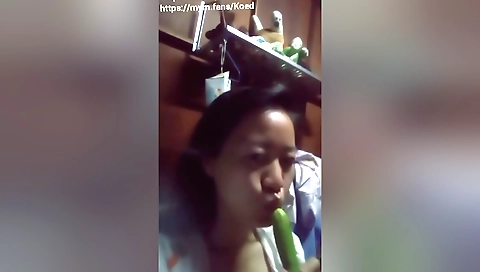 Amateur brunette with a nice ass takes break in the bedroom