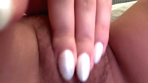 Hairy pussy fuck in close up from an amateur solo video