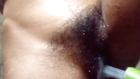 Indian desi woman shows off her body in homemade video