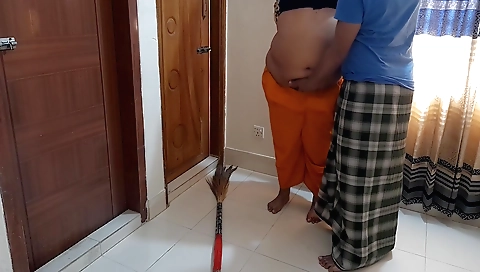 Big ass babe is doing a deep blowjob and getting fucked