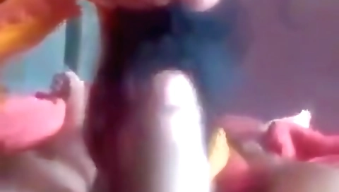 Amateurs brunette sucks a cock in the village's aunt