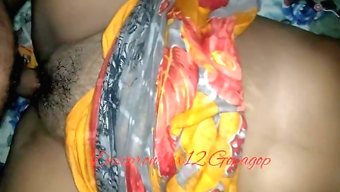 Indian amateur video showing hairy ass and hairy bush