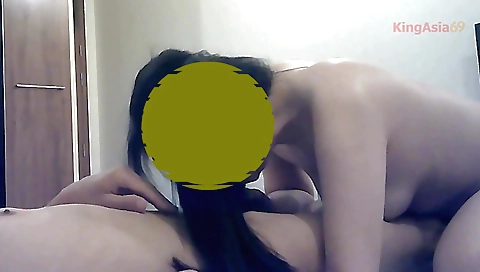 Hot amateur teen 18+ sucking on her husband's cock in webcams