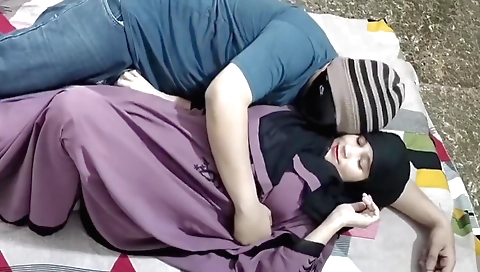 Indian teen girl with large breasts and a nice body sucks cock