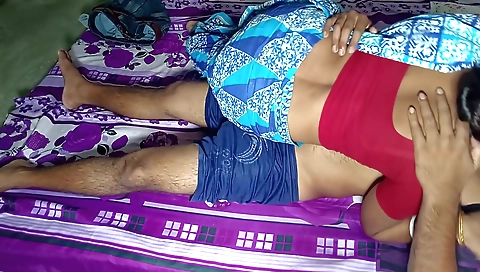 Indian brunette video with a hot babe in a sexy outfit