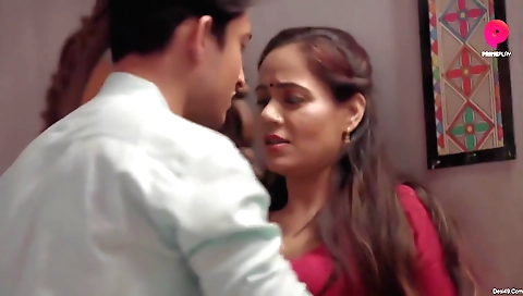 Milf with a long and natural hairline is riding on her lover