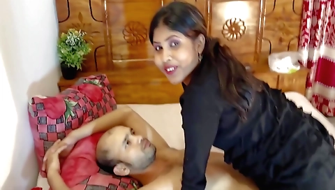 Indian amateur with a sexy ass and big ass doing a hot thing