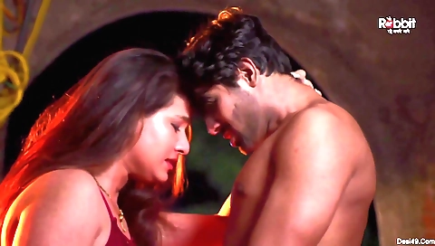 Hot bondage scene with horny bondage babe and her boyfriend