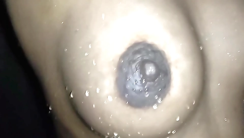 Indian hottie gets naked and masturbates in the bathroom