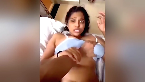 Today Exclusive- Horny Lankan Girl Blowjob And Fucked 2