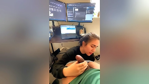 Indian brunette amateur deepthroat handjob with a dick