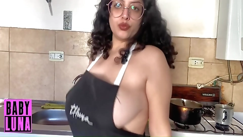 Solo female cooking with her hands and getting a blowjob
