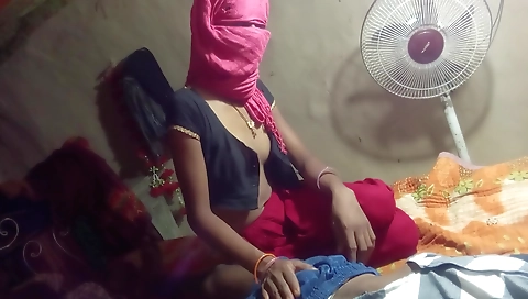 Indian cook in the oldest house shows her cook wife how to fuck