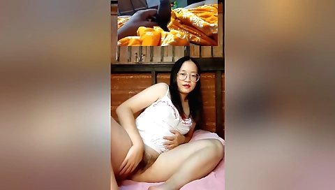 Amateur brunette hairy chick gets naked for doctor